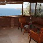 Arion فندق 3*