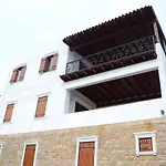 Arion فندق 3*