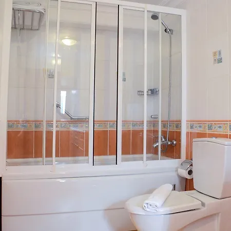 Arion Hotel 3*