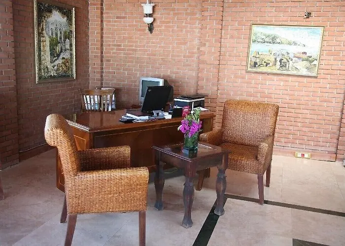 Arion Hotel 3*