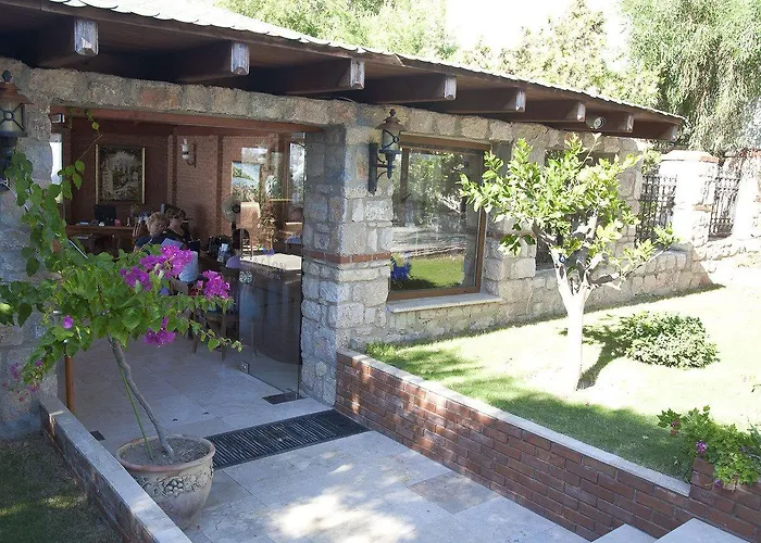 Arion Hotel 3*