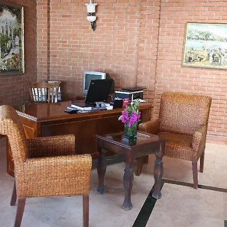 Arion Hotel 3*