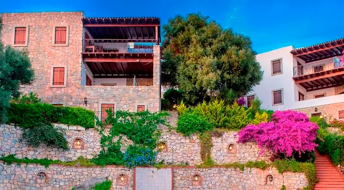 מלון Arion גומושלוק